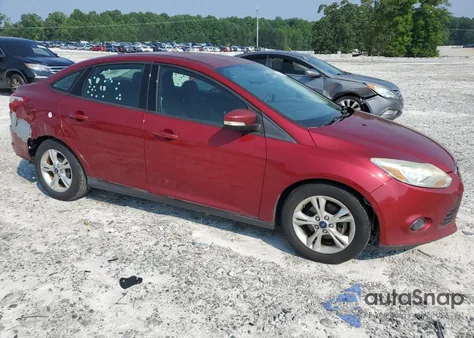 2014 Ford Focus Se z USA, uszkodzony, nr VIN 1FADP3F27EL114306